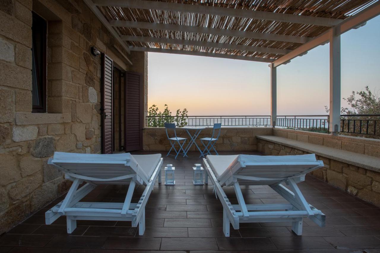 Sunset Villa *